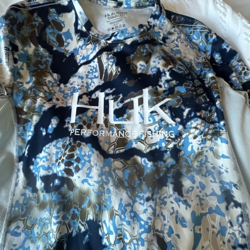 Moisture wicking shirts Lot